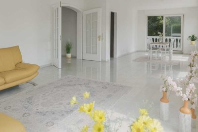 Helle, luxuriöse 3-Zimmer-Wohnung mit großem Balkon und EBK in Baden-Baden