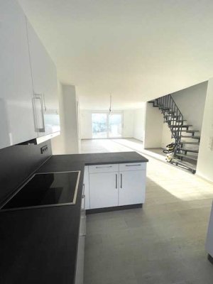 Erstbezug! Großzügiges und charmantes 5-Zimmer-Reihenhaus mit Terrasse und Garage in Schwaigern