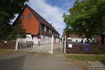 Charmante 3-Zimmerwohnung in denkmalgeschütztem Haus in Salzgitter-Beddingen