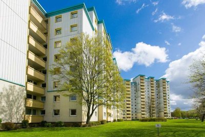 Hoch hinaus in Mettenhof - renovierte 3-Zimmer-Wohnung in Kiel