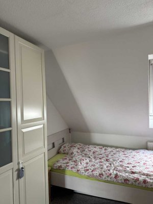 Schön geschnittene 3 Zimmerwohnung mit Balkon