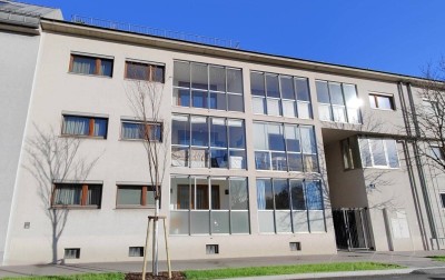 Charmante 3-Zimmer-Loggia-Wohnung nahe der De-la-Salle-Schule