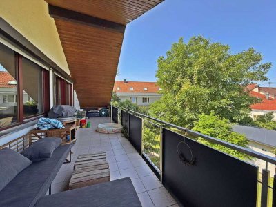 Gehobenes Wohnen im Dachgeschoss – 3-Zimmer-Wohnung mit großem Balkon