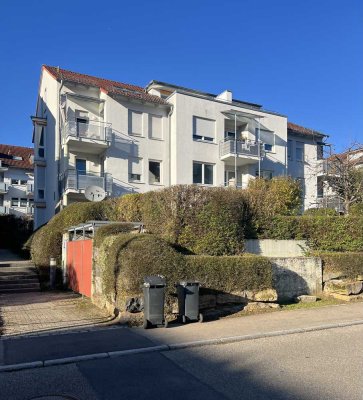 Viel Platz: Großzügige DG-Wohnung mit traumhafter Dachterrasse!