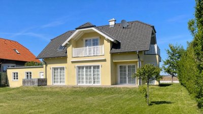 Familientraum in Weikersdorf am Steinfeld: 6 Zimmer, Garten und Sauna warten auf Sie!