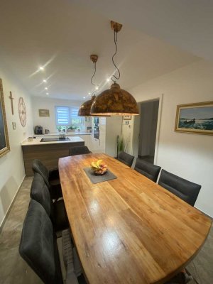 Exklusives Wohnjuwel in Sulzbach am Taunus Offen, lichtdurchflutet und zeitlos elegant