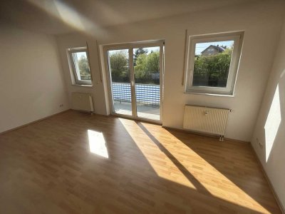 Großzügige und Moderne 2-ZKB mit Balkon in Karben zu vermieten!!