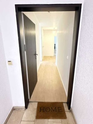 Köln Westhoven - Terrassenwohnung mit kleinem Gartenanteil in gepflegtem Wohnhaus