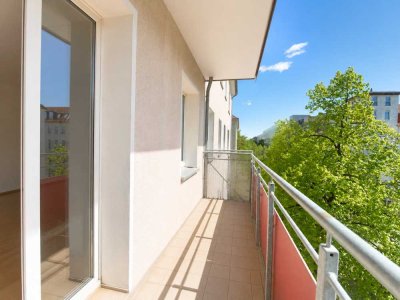 Helle Familien-Wohnung + Balkon: mitten im Fanninger-Kiez