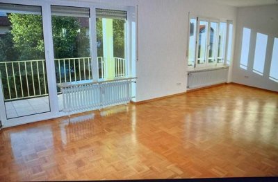 Attraktive 3-Zimmer-Wohnung mit Balkon in Bühl