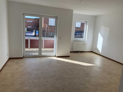 Altersgerechtes Wohnen – Lichtdurchflutete 1-Raum-Wohnung mit Balkon!