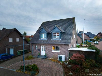 Familienfreundlich.Naturnah.Zukunftssicher.
Freihstehendes EFH mit Garage in Wachtendonk Wankum