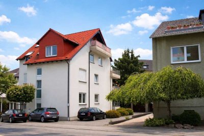 Gemütliche 2,5 Zimmerwohnung mit Balkon in ruhiger und grüner Umgebung!