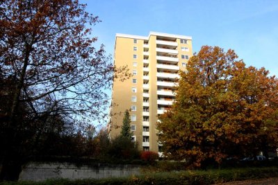 Reutlingen-Hohbuch, 3-Zimmerwohnung, 13. Obergeschoss (Dachge), fantastischer Panoramablick, Loggia