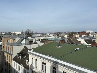 *** NEU -  Alsterblick - Über den Dächern St. Georg´s  - 2-ZI-DG-WOHNUNG ***