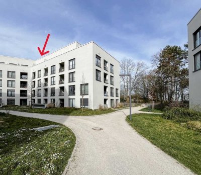 Penthouse-Flair am Hartenberg-Park: Neuwertige 2 Zi. Wohnung mit Aufzug, EBK & Sonnenbalkon & TG!
