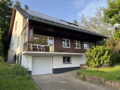 Erstbezug nach Komplettsanierung, freistehendes Einfamilienhaus in einzigartiger Lage, Nähe Freiburg