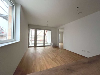 *Senioren aufgepasst* Helle und zentrale 3-Zimmer-Seniorenwhg. ab 60 im betreuten Wohnen mit Balkon