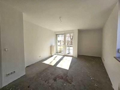 Schöne und zentrale 4 Zimmer Wohnung in Nürnberg mit Balkon
