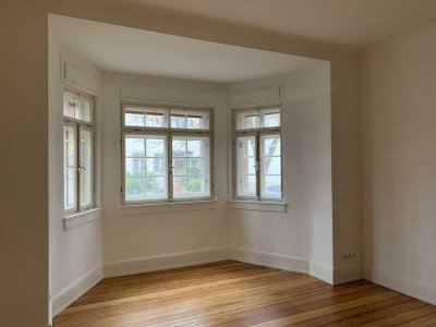 4-Zimmer-Wohnung in denkmalgeschütztem Gebäude in Neustadt an der Weinstraße