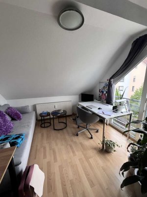 Helle vollmöbilierte 1,5-Zimmer-Wohnung in Mannheim