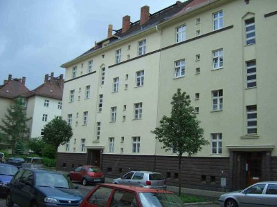 2 Raum Wohnung in der Südstadt