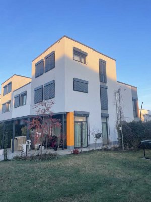 Neuwertiges 6,5-Zimmer Einfamilienhaus in Kassel mit Luxusausstattung