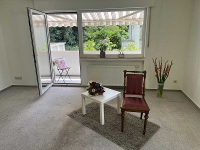 Freundliche 3 Zimmer-Balkon-Wohnung zur Eigennutzung !