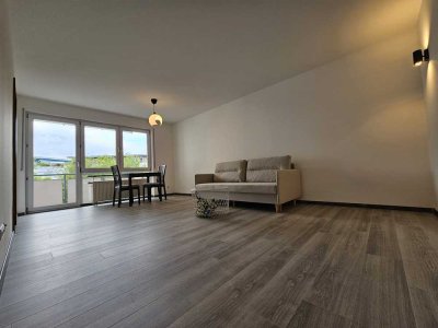 Frisch renovierte 1-Zimmer-Wohnung mit Balkon und Tiefgaragenstellplatz zu vermieten!