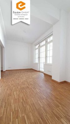 Wunderschöne 2-Raumwohnung mit Balkon und Wannenbad in Striesen wartet auf Dich!