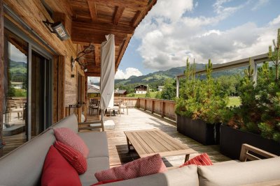 Wohnhaus / Landhausvilla mit drei Einheiten - Ende einer Sackgasse - Panoramablick - fußläufig ins Zentrum