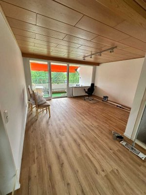Gepflegte 3,5-Raum-Wohnung mit Balkon und EBK in Ulm