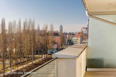 Lebendig, hochwertig und mittendrin! Textilviertel! Südbalkon! Holzböden! EBK!