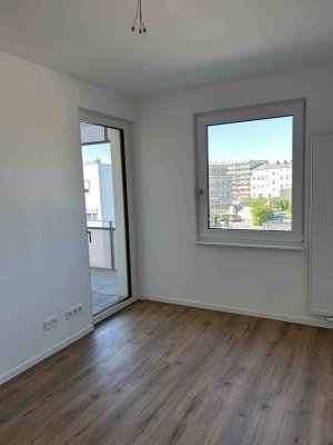 helle 2-Zimmer Wohnung