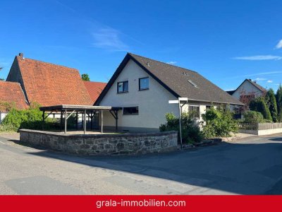 Gepflegtes Zweifamilienhaus mit Gartenidylle in Bad Salzuflen