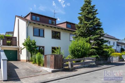 Doppelhaushälfte in Bestlage mit schönem Garten und viel Potential