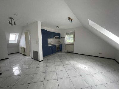 2-Zimmer Dachgeschoss-Wohnung in 84056 Rottenburg