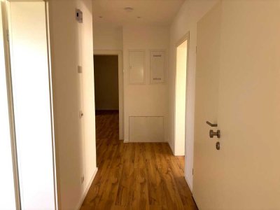 Neuwertige 3 Zimmerwohnung in ruhiger Stichstraße