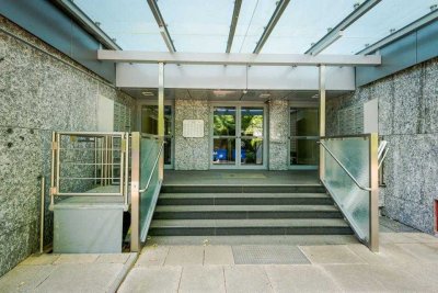 Geschmackvolle, gepflegte 2-Raum-Wohnung mit Balkon und EBK in Eschborn