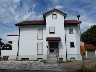 Großzügige, gepflegte 3-ZIMMER-OG-WOHNUNG zentral in Neckarwestheim gelegen