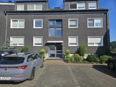 Gepflegte 3,5‑Zimmer‑Wohnung im 1. Obergeschoss eines 6‑Parteienhauses in ruhiger Sackgassenlage