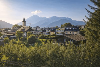 Hochwertige 3-Zimmer-DG-Wohnung in Saalfelden | ruhige Bestlage, Tiefgarage, Bergblick