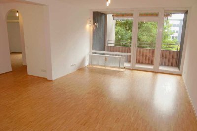 3-Zimmer-Wohnung mit Loggia, provisionsfrei in Köln Lövenich