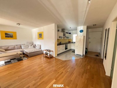 Helle 2,5-Zimmer-Wohnung mit verglaster Loggia und Tiefgarage in Götzens