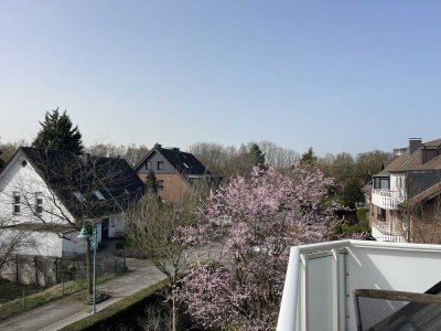 Wohnen wie im eigenen Haus – stilvolle 4-Zimmer-Maisonette mit Terrasse in ruhiger Lage