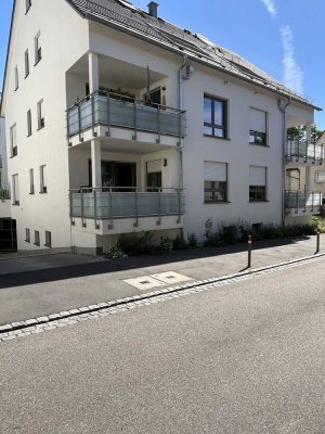 LUXUS-Neubauimmobilie: Wunderschöne, moderne und exklusive 2,5-Zimmerwohnung in Ludwigsburg