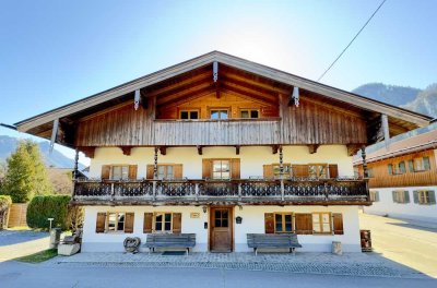 Attraktives Bauernhaus im schönen Flintsbach am Inn - Viel Platz für individuelle Wohnwünsche