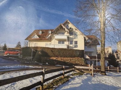 Exklusive 3-Raum-Wohnung mit gehobener Innenausstattung mit Einbauküche in Waltenhofen / Hegge