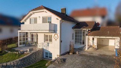 Großzügiges, gepflegtes Einfamilienhaus – sofort bezugsbereit & provisionsfrei