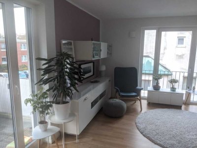 Moderne 2-Zimmer-Wohnung mit Balkon und EBK in Hamburg-Ohlsdorf